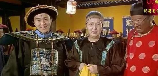 香港老戏骨夏萍逝世:年轻时大美人 只叹晚景凄凉|城寨英雄