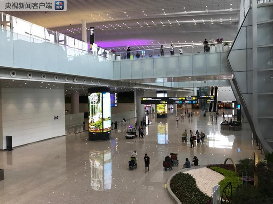 广州白云机场T2航站楼正式投入使用|广州白云