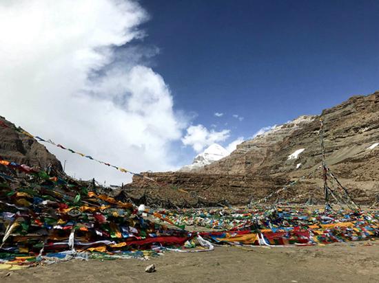 ”千山之王“冈仁波齐