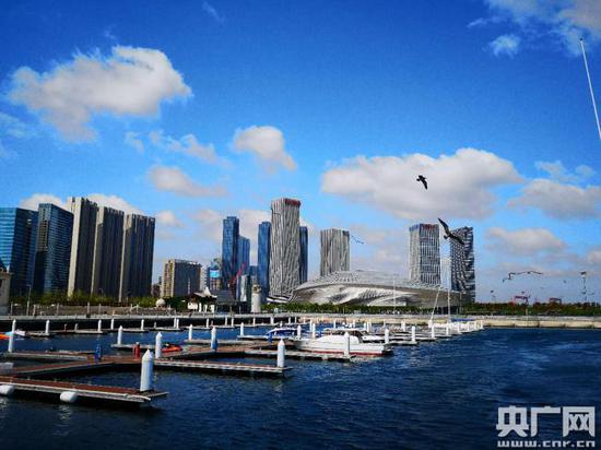 中欧班列北方转运中心大连激发老工业基地新