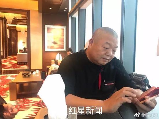 ▲臧天朔近些年变了    图据臧天朔微博