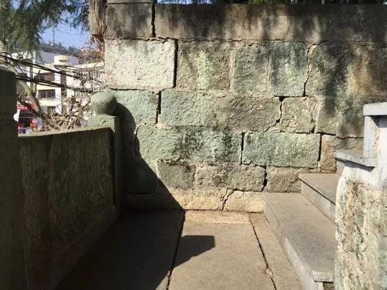 8任局长未放弃追凶 多起强奸案罪犯被执行死刑