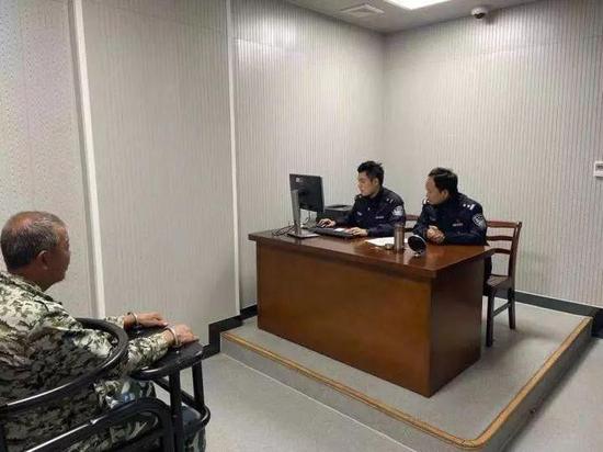 鸿胜开户平台_这个让人心疼不已的男二,让我这回不想站金宇彬和秀智的官配