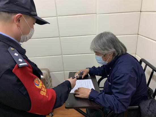 “导演”称能融资1个亿，先收147万就消失，已被