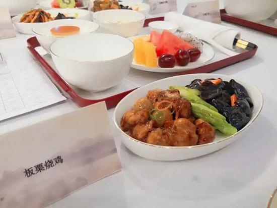 深圳航空公事舱热食