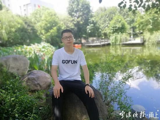 浙江男生高一常考倒数第一 高考却705分考入清华