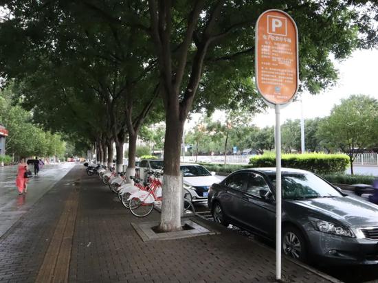 因疫情滞留老家,返京后停车费上万!她说:太委屈
