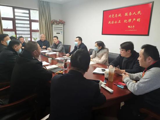 南京市检察院提前介入该案，与公安机关多次召开联席会，引导侦查取证。