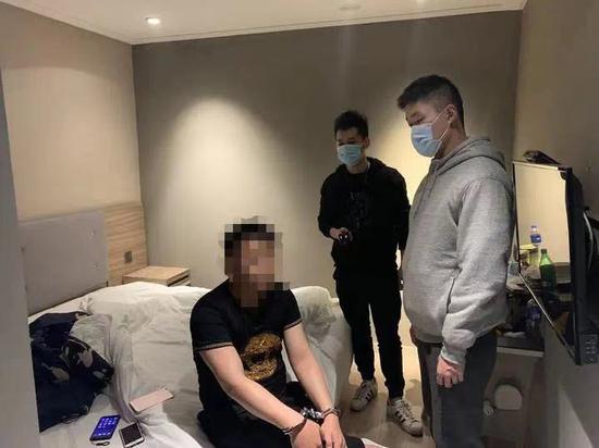 胡某被警方抓获。 警方供图