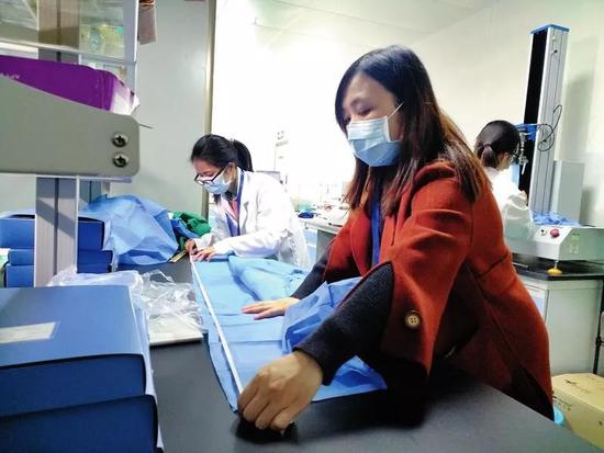 侠客岛：不缺口罩的日子 还要等多久？