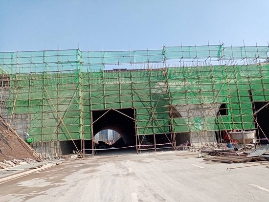 春节后叶家山隧道重新封闭施工。