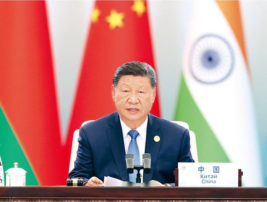 2025年9月1日下午，「上海合作組織+」會議在天津梅江會展中心舉行。國家主席習近平主持會議併發表題為《凝聚上合力量完善全球治理》的重要講話。新華社記者 黃敬文/攝