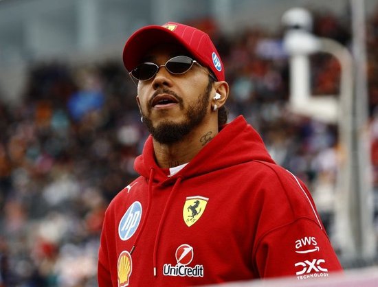 年薪5500万！德媒：汉密尔顿与法拉利合同27年到期 车手可再续1年