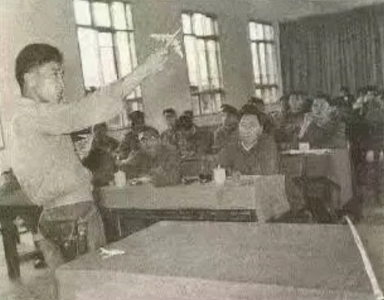 △張運寶彙報戰鬥經過