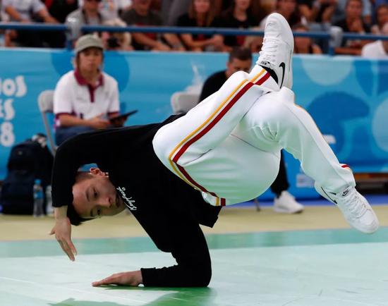 【蜗牛棋牌】这种“舞”究竟厉害在哪?人们要把它当成奥运项目