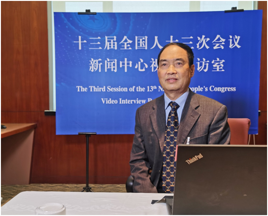 (图为澳区天下人大代表、澳门镜平学校校长黎世祺。受访者供图)