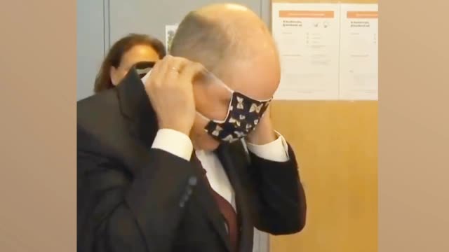 蒙面超人口罩_开心超人图片戴口罩