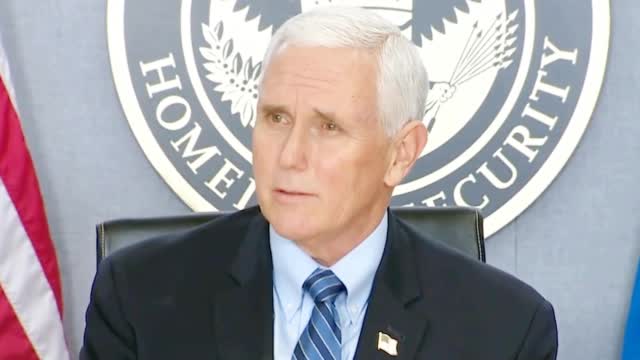 美国副总统彭斯承诺有序过渡