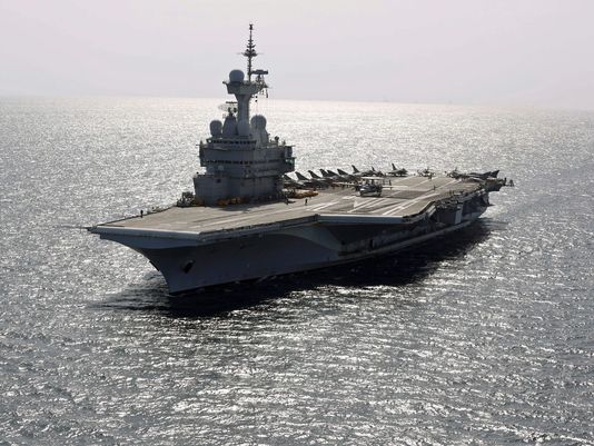 法国确认将派唯一核动力航母赴波斯湾打击IS|