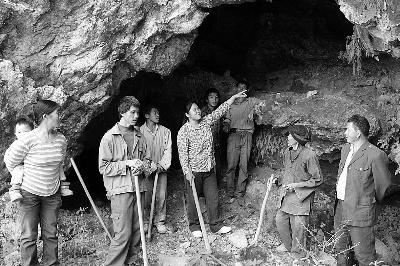 “女<strong class=