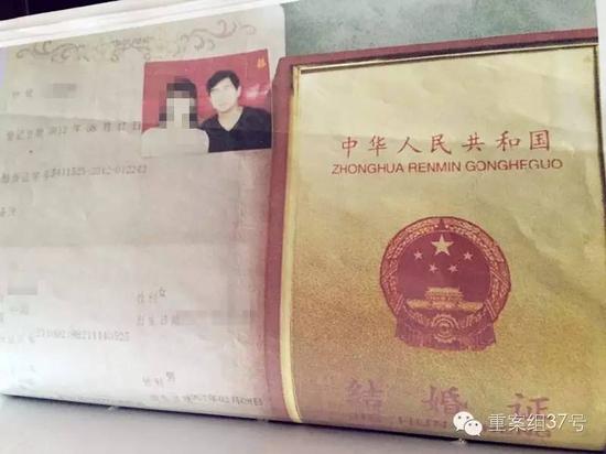 根据四名前妻提供的材料，陈良涛在2008年3月，分别与赵女士和钱女士在北京以及山东进行了结婚登记，婚后，两名妻子几乎同时都给陈良涛生下了孩子，2010年3月，陈良涛与两人先后办理了离婚。