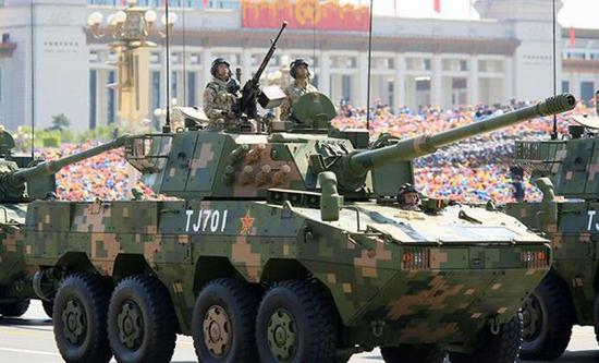 驰名海外!国产装甲车曾掩护遇恐袭外国民众撤离 驰名海外!国产装甲车曾掩护遇恐袭外国民众撤离