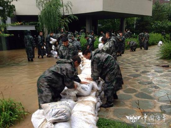 北京市房山区多地遭遇险情，第38集团军某工兵团迅速驰援