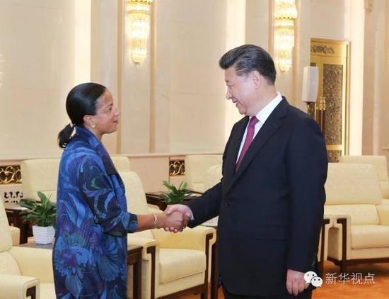 7月25日，国家主席习近平在北京人民大会堂会见美国总统国家安全事务助理赖斯。 新华社记者丁林摄