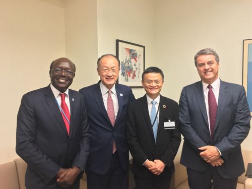 联合国人口基金会_联合国人口基金会logo