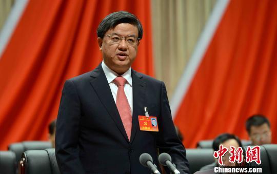 9月27日下午，中国共产党福州市第十一次代表大会在福州闭幕，中共福建省委常委、纪委书记、福州市委书记倪岳峰致闭幕词。 记者刘可耕 摄