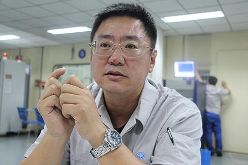 说起师父宋成金对自己的帮助，鹿新弟眼含热泪说起师父宋成金对自己的帮助，鹿新弟眼含热泪