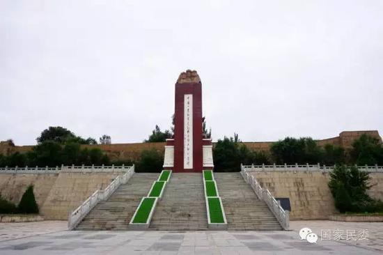 ▲ 中国工农红军将台堡会师纪念碑。