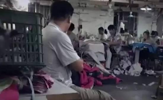 而之所以是从云南等地找来大量的工人,是因为这里来的工人,价格很便宜,一两千元就卖了。