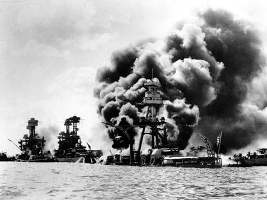 日本偷袭珍珠港事件历史照片