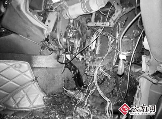 副驾驶下线路面目全非