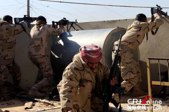 ���a�ɶ�2017�~1��12��A��ԧJ��Ĭ�����_�Ԥ��b�i�椤�A��ԧJ�w�������P���ݲ�´���촵���ꡨ����@�ԡC�Ϥ��ӷ��G��ı����