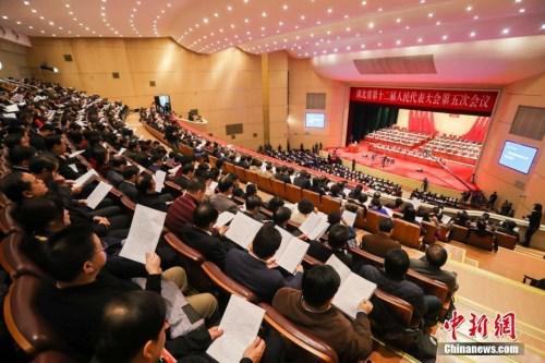 2017年1月15日,湖北省第十二届人民代表大会第五次会议在武汉开幕。
