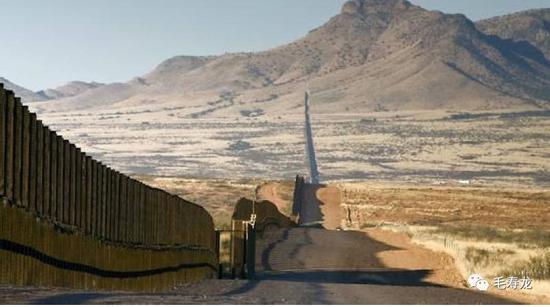 特朗普长城,也是为了阻止人们走向自由 _张家