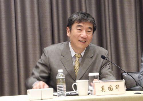 全国政协委员、原中国移动董事长奚国华