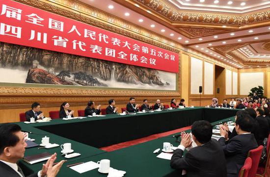 （攝影/新華社記者蘭紅光、李學(xué)仁、龐興雷）