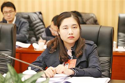 李欣蓉 全国人大代表、广西壮族自治区忻城县马泗乡马泗村党委委员