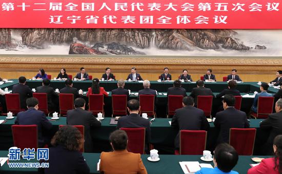 图为:2017年3月7日,中共中央总书记、国家主席、中央军委主席习近平参加十二届全国人大五次会议辽宁代表团的审议。
