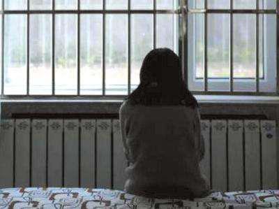 月收入多少可以开车_揭秘陪聊声优：不靠颜值许多女声优月收入5万打底