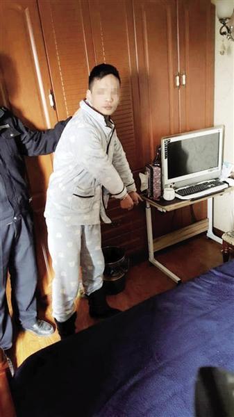 河北警方通报路虎爆炸事件:事故由爆胎引发