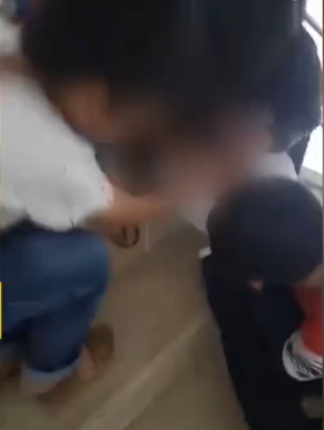 广东6名小学生猥亵12岁女同学:捏摸身体扯衣衫|小学生|猥亵|万象_新浪新闻