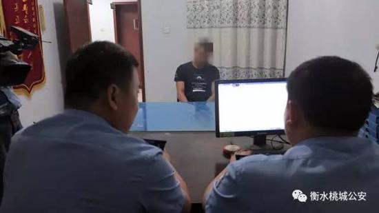 网传视频“铁蛋哥”在拘留所内抽烟、吃肉、带手机？——真相在这里！！！（组图） - 4