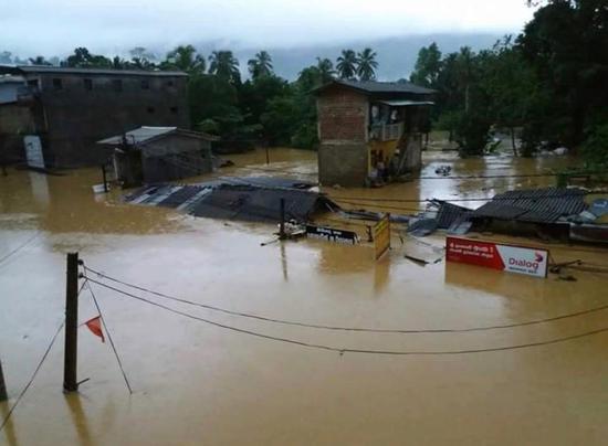 斯里兰卡被洪水淹没的城镇
