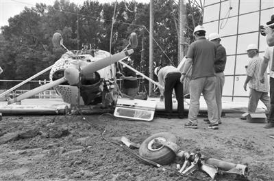NASA搜救机构在兰利研究中心执行了三次受控飞机坠毁事件，以评估当前应急定位发射器（ELT）系统的性能，并提出改进建议。