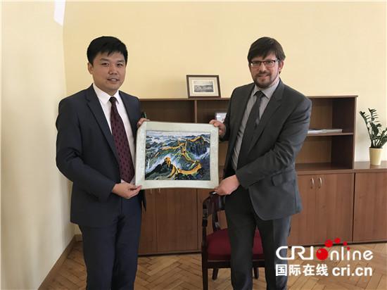 北京pk10哪个平台返点多少