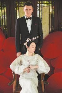 美国小伙爱上四川姑娘: 舍命陪火锅 含泪挑花椒